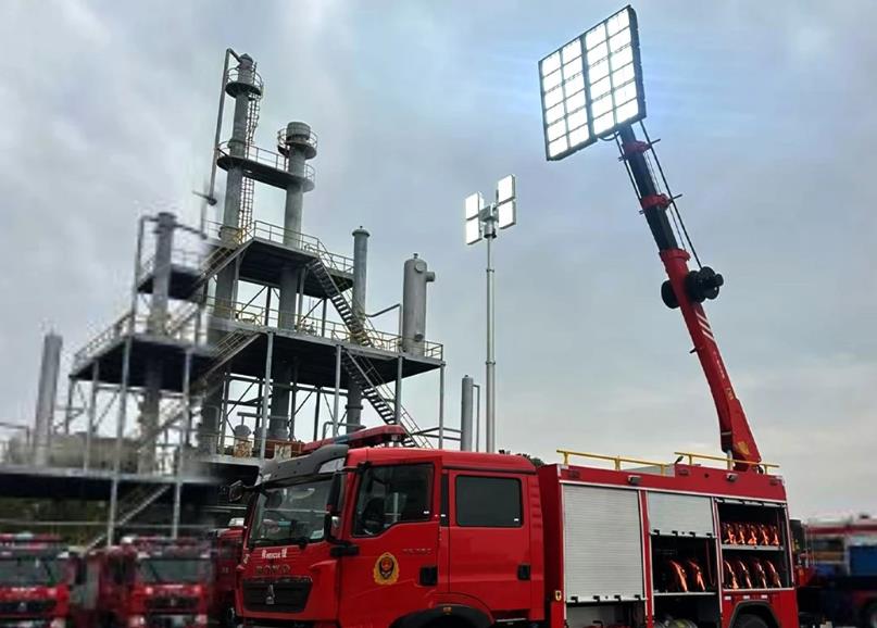 Fire Truck Tower Lights Fire Truck Tower Lights
